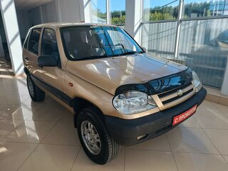 2005 Chevrolet Niva I, бежевый, 226000 рублей, вид 3
