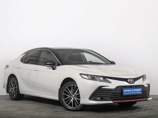 2021 Toyota Camry VIII (XV70) Рестайлинг, белый, 3399000 рублей, вид 1