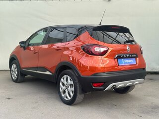 2017 Renault Kaptur I, оранжевый, 1600000 рублей, вид 4