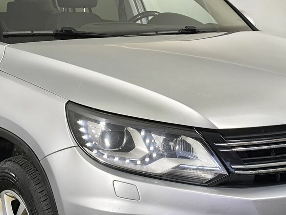 2011 Volkswagen Tiguan I, серебристый, 999000 рублей - вид 14