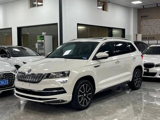 2022 Skoda Karoq DSG7 I, белый, 1720005 рублей, вид 1