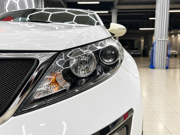 2014 Kia Sportage III Рестайлинг, белый, 1523000 рублей - вид 10