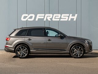 2024 Audi Q7 45 TFSI II (4M) Рестайлинг 2, серый, 7720000 рублей, вид 5