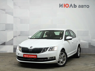 2017 Skoda Octavia III (A7) Рестайлинг, белый, 1750000 рублей, вид 1