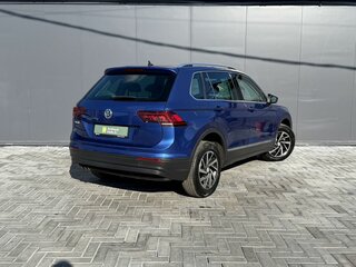 2018 Volkswagen Tiguan II, синий, 1770000 рублей, вид 2