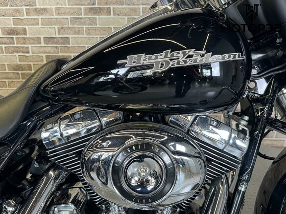 2008 Harley-Davidson Street Glide, чёрный, 1065000 рублей - вид 10