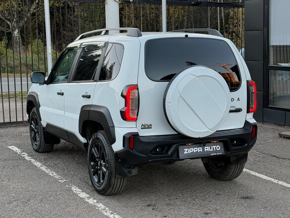 2022 Lada (ВАЗ) Niva Travel I, белый, 1159000 рублей - вид 5