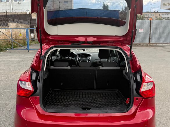 2012 Ford Focus III, красный, 750000 рублей - вид 5