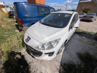 2009 Peugeot 308 I, белый, 350000 рублей, вид 2