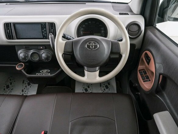 2011 Toyota Passo II (C30), красный, 669000 рублей - вид 13