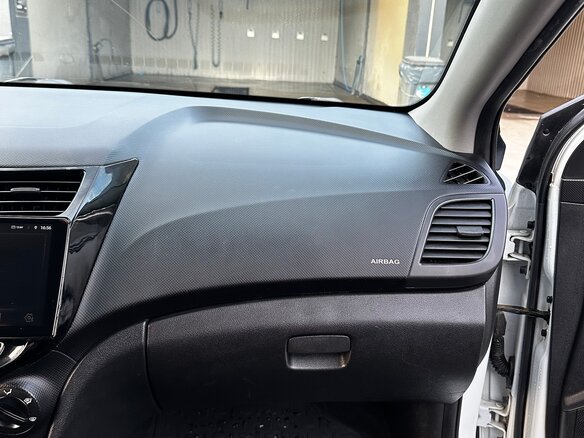 2015 Hyundai Solaris I Рестайлинг, белый, 830000 рублей - вид 16