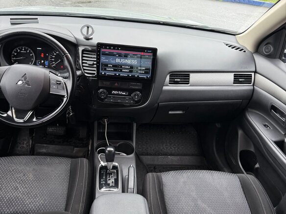 2016 Mitsubishi Outlander III Рестайлинг 2, серебристый - вид 5