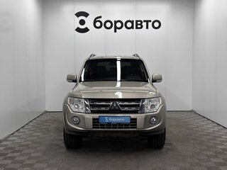 2012 Mitsubishi Pajero IV Рестайлинг 1, бежевый, 1870700 рублей, вид 2