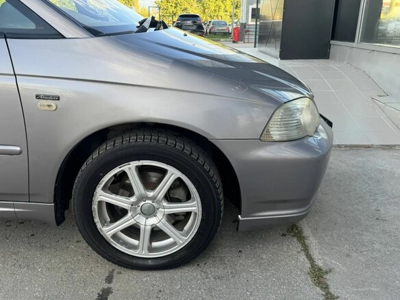 2002 Honda Odyssey II Рестайлинг, серый - вид 10