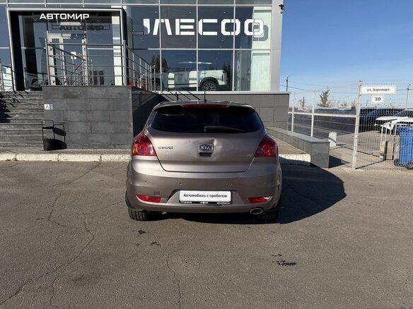 2009 Kia Ceed I, бежевый, 645000 рублей - вид 5