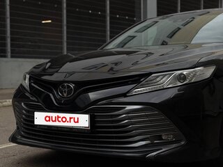 2018 Toyota Camry VIII (XV70), чёрный, 2600000 рублей, вид 4