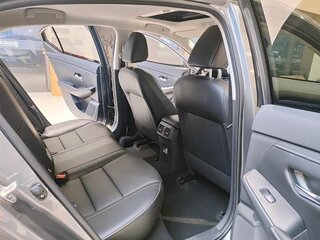 2025 Nissan Sylphy IV (B18) Рестайлинг, серебристый, 1800000 рублей, вид 4