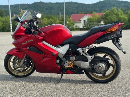 2002 Honda VFR 800, красный, 450000 рублей, вид 5