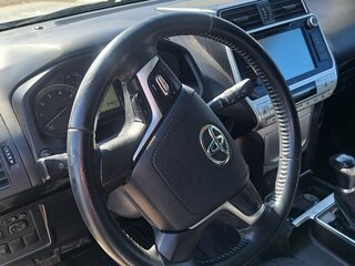 2018 Toyota Land Cruiser Prado 150 Series Рестайлинг 2, белый, 3200000 рублей, вид 5