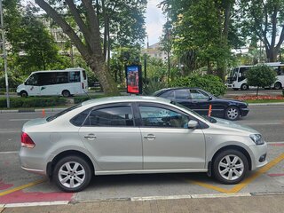 2013 Volkswagen Polo V, серебристый, 795000 рублей, вид 4
