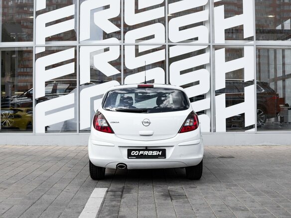 2013 Opel Corsa D Рестайлинг II, белый - вид 3