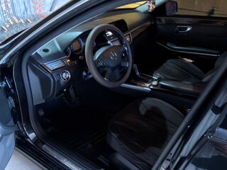 2011 Mercedes-Benz E-Класс 200 7G-Tronic IV (W212, S212, C207), чёрный, 1240000 рублей, вид 4