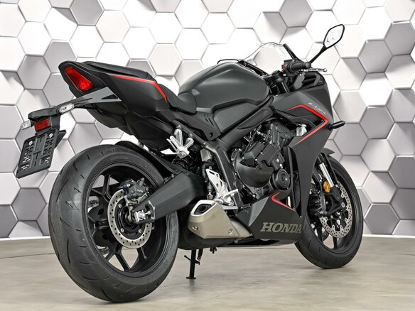 2026 Honda CBR 650R, чёрный - вид 6