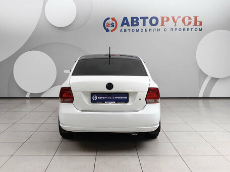 2013 Volkswagen Polo V, белый, 648000 рублей, вид 4