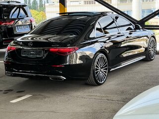 2021 Mercedes-Benz S-Класс 450 Long 4MATIC VII (W223), чёрный, 7900000 рублей, вид 2
