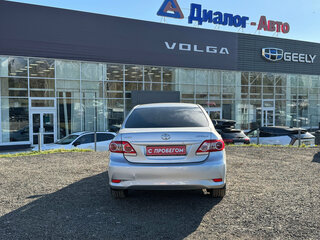 2011 Toyota Corolla X (E140, E150) Рестайлинг, серебристый, 890000 рублей, вид 4