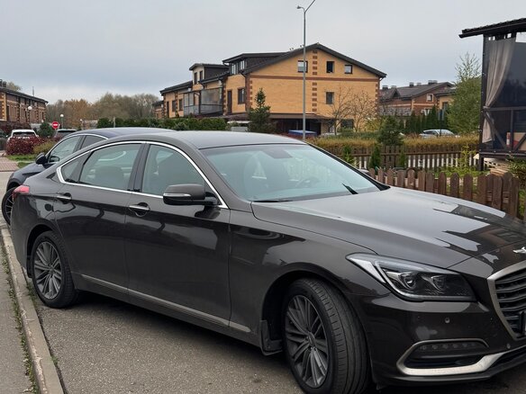 2017 Genesis G80 I, коричневый, 2250000 рублей