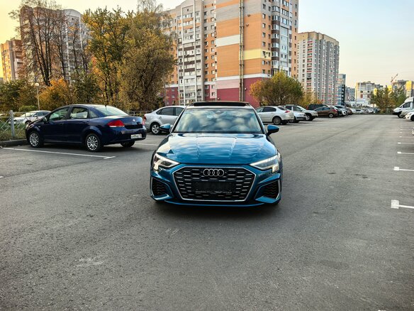 2022 Audi A3 Sportback 35 TFSI IV (8Y), синий, 2650000 рублей - вид 26