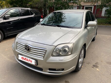 2004 Toyota Avensis II, серебристый, 675000 рублей, вид 2