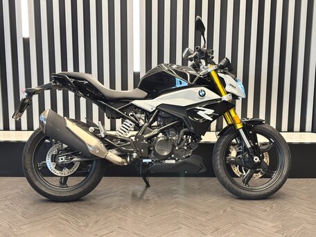 2021 BMW G 310 R, чёрный, 430000 рублей, вид 2