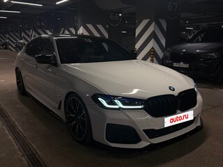 2020 BMW 5 серии 540d xDrive VII (G30/G31/G38) Рестайлинг, белый, 5400000 рублей, вид 3