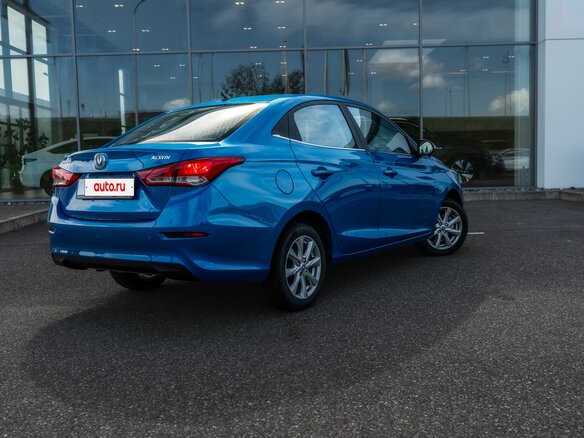2024 Changan Alsvin, синий, 1433000 рублей - вид 4