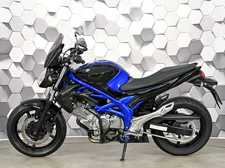 2013 Suzuki SFV 650 Gladius, чёрный, 497000 рублей, вид 4