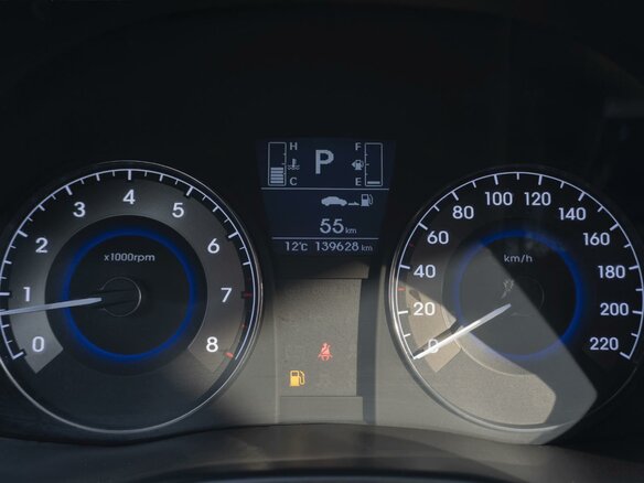 2014 Hyundai Solaris I Рестайлинг, чёрный - вид 9