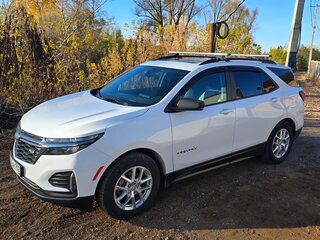 2021 Chevrolet Equinox III Рестайлинг, белый, 2350000 рублей, вид 4