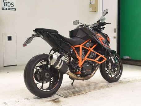 2015 KTM 1290 Super Duke R, чёрный, 899000 рублей, вид 5