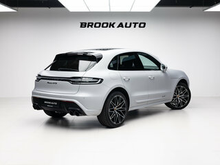 2022 Porsche Macan GTS I Рестайлинг 2, белый, 8790000 рублей, вид 4