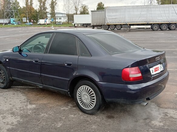 1999 Audi A4 I (B5) Рестайлинг, синий - вид 5