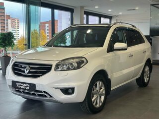 2012 Renault Koleos I Рестайлинг, белый, 832000 рублей, вид 3