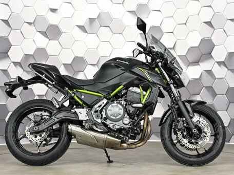 2017 Kawasaki Z 650, чёрный, 727000 рублей, вид 3