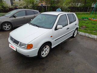 2000 Volkswagen Polo III Рестайлинг, белый, 350000 рублей, вид 1