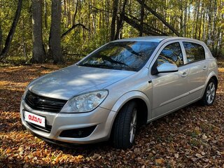 2009 Opel Astra H Рестайлинг, серебристый, 370000 рублей, вид 1