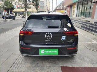 2023 Volkswagen Golf VIII, чёрный, 1680004 рублей, вид 5
