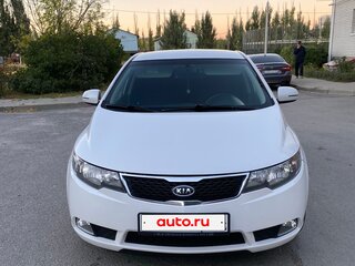 2012 Kia Cerato 6-speed II, белый, 970000 рублей, вид 1