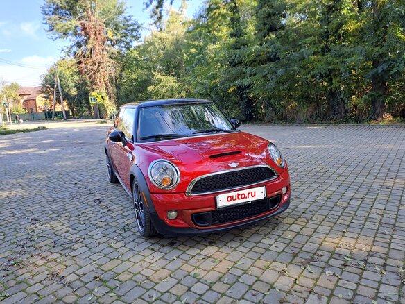 2012 Mini Hatch Cooper S II (R56) Рестайлинг, красный