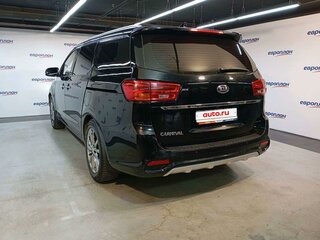 2019 Kia Carnival III, чёрный, 2660000 рублей, вид 4